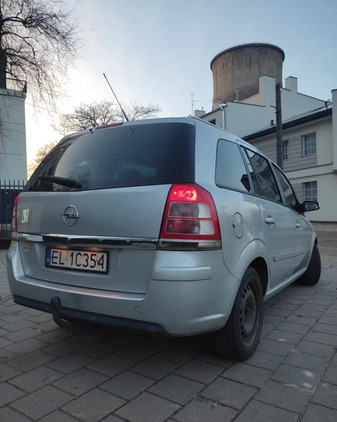 Opel Zafira cena 10500 przebieg: 217000, rok produkcji 2009 z Łódź małe 92